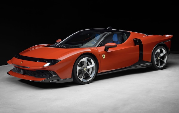 Ferrari 849 Testarossa vista dal vivo