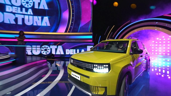 Fiat Grande Panda diventa super premio de La Ruota della Fortuna