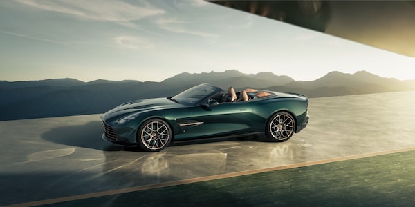 Aston Martin, 60 anni di Volante celebrati con edizioni esclusive