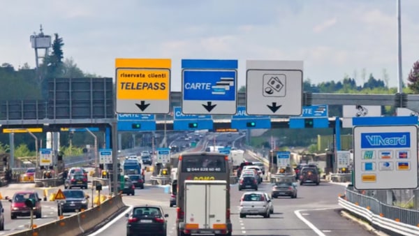 Autostrade, pedaggi più bassi dal gennaio 2026 in Italia
