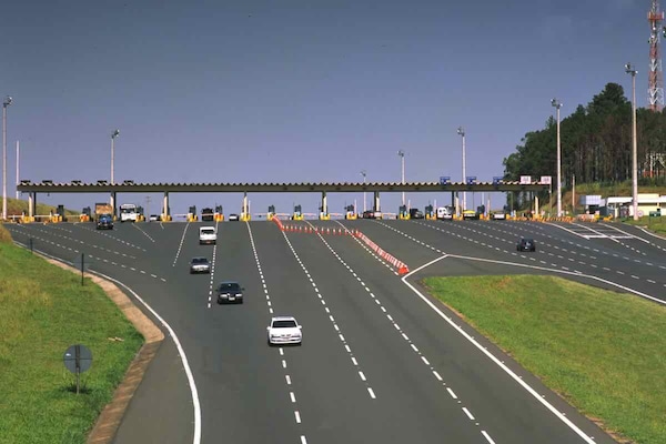 Pedaggi autostradali, arriva la rivoluzione: riduzioni, rimborsi e più trasparenza per gli utenti