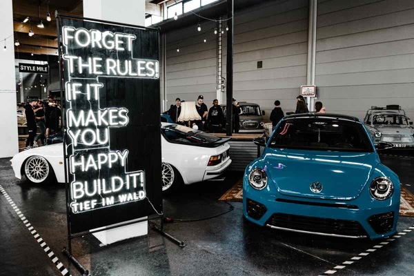 Auto cinesi sorpassano Audi e Renault: l’Europa concede spazio alle vetture orientali