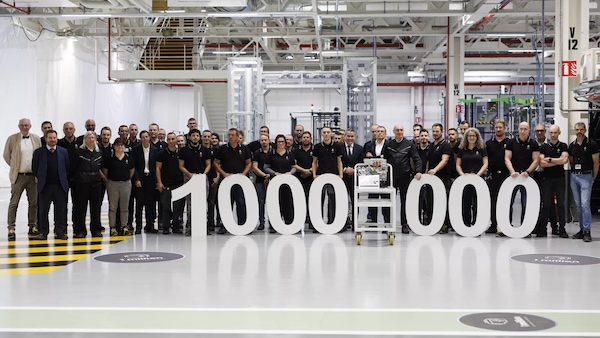 Alpine A390, a Cléon nasce il cuore elettrico della sportività francese