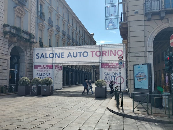 Torino, le associazioni del settore auto lanciano un appello al Governo