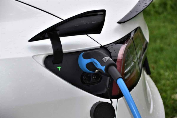 Quanto vale il mercato dell’elettrico usato in Italia