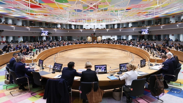 L'Europa tra e-car ed emissioni: ecco quanto potrebbero costare le piccole auto economiche