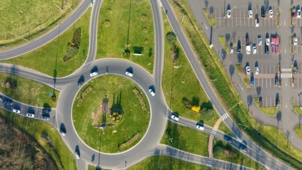 Rotatorie e precedenze: regole e sanzioni spesso ignorate