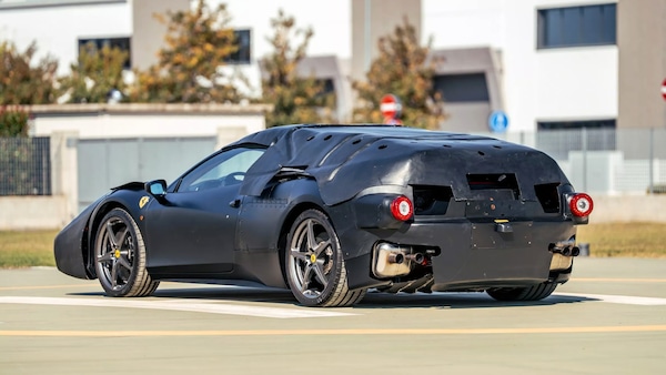 All’asta il prototipo LaFerrari su base 458 Italia e motore V12