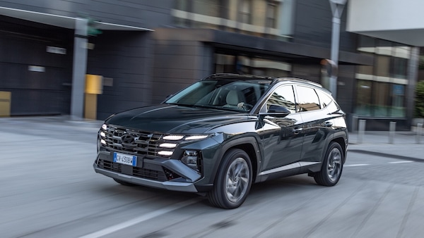 Hyundai Tucson 2026, il model year dà una bella spinta al full hybrid
