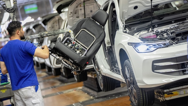 Crisi dei microchip Nexperia, Volkswagen verso lo stop della produzione