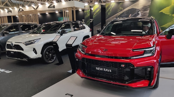 Toyota RAV4 celebra la sua storia ad Auto e Moto d'Epoca 2025