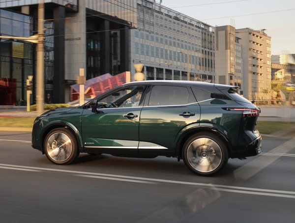 Nissan ePower atto terzo, consuma meno ed è più silenzioso