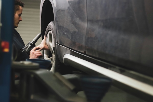 Verifica revisione auto: come controllare scadenze e storico in pochi minuti