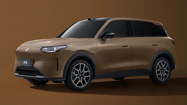 Leapmotor A10, il B-suv elettrico economico svela lo stile