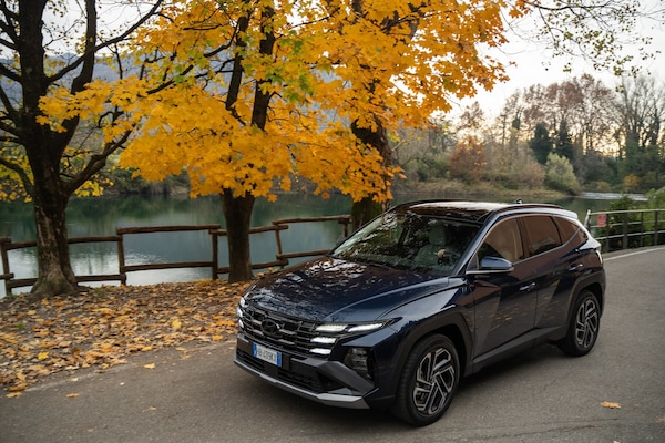 Hyundai Tucson Plug-in Hybrid 2026 cresce con 288 cavalli e nuovi allestimenti