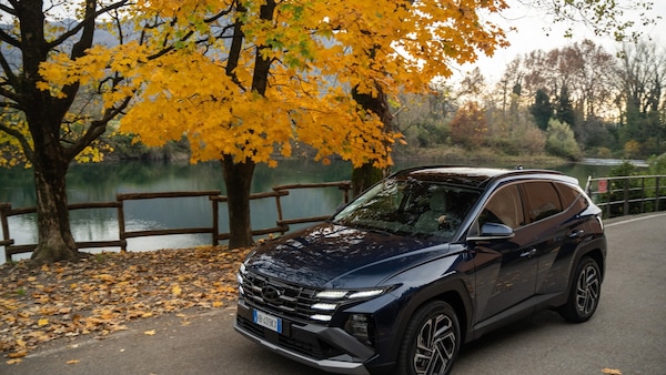 Hyundai Tucson Plug-in Hybrid 2026 cresce con 288 cavalli e nuovi allestimenti