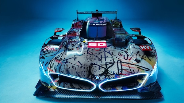 Il BMW Art Car World Tour arriva a Milano