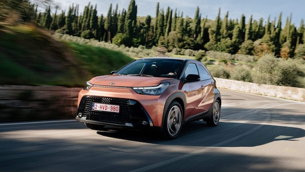Toyota Aygo Hybrid, come va la citycar senza rivali