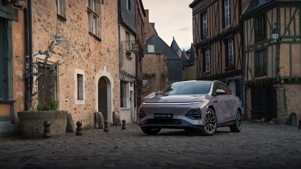 Xpeng, tempo di aggiornamenti per G6 e G9