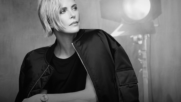 Vip e motori: le star donne che amano guidare (davvero)