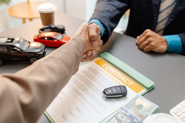 Passaggio di proprietà auto: quanto costa davvero nel 2026