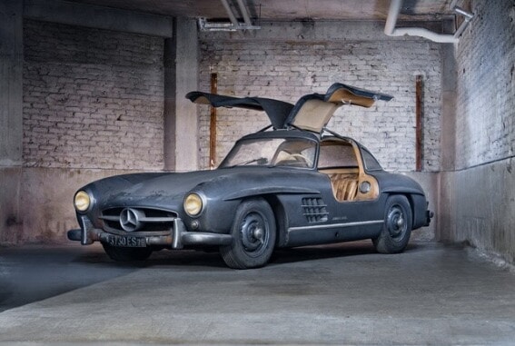 Un tesoro automobilistico riemerge a Parigi: la Mercedes-Benz 300 SL Gullwing più autentica mai vista