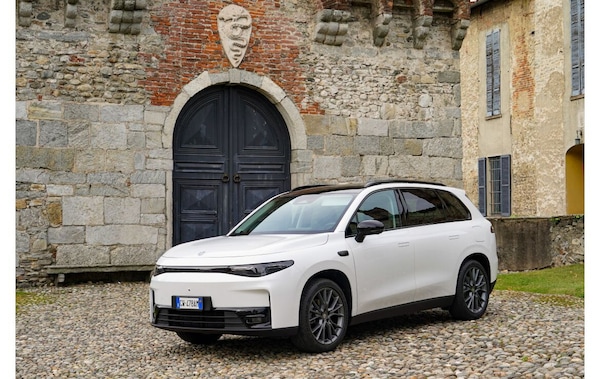 Leapmotor e Qualcomm presentano il primo cervello centrale per l’auto del futuro