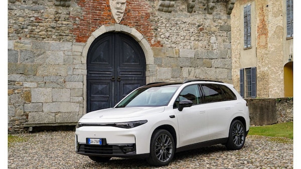 Leapmotor e Qualcomm presentano il primo cervello centrale per l’auto del futuro