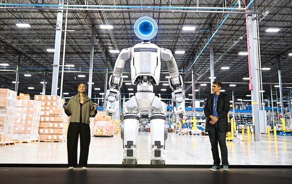 Hyundai Motor Group accelera sulla robotica AI: la strategia umana presentata al CES 2026