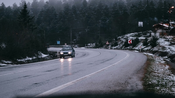 Freddo record e auto: perché il gelo mette sotto stress i veicoli