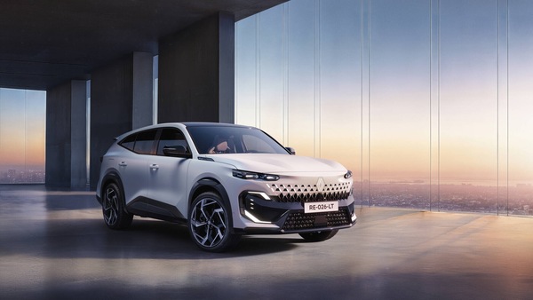 Renault Filante, il nuovo crossover flagship che rilancia l’ambizione globale della losanga