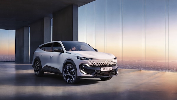 Renault Filante, il nuovo crossover flagship che rilancia l’ambizione globale della losanga