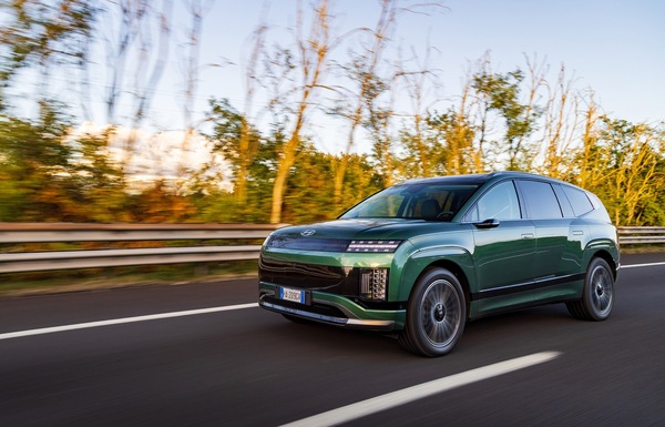 Hyundai accelera sui servizi V2G e V2H per l’energia del futuro