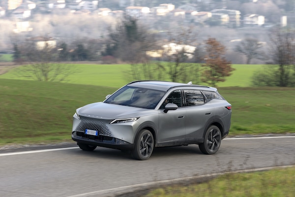 Omoda 7 SHS-p, il primo test 