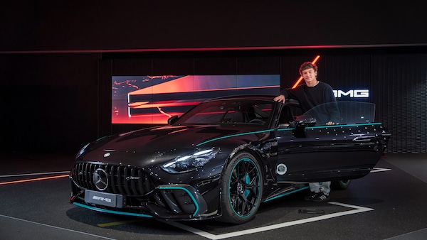 Mercedes-AMG GT 63 Pro, 200 pezzi, DNA F1 puro e la prima è per Kimi