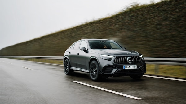 Mercedes-AMG GLC 53, avanti tutta con il sei cilindri