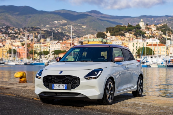 La nuova Suzuki Swift Sakura debutta a Sanremo: omaggio alla cultura giapponese