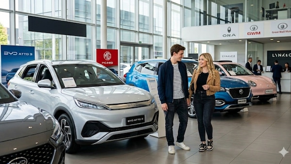 I giovani scelgono le auto cinesi: il 70% della Gen Z si fida più dei genitori