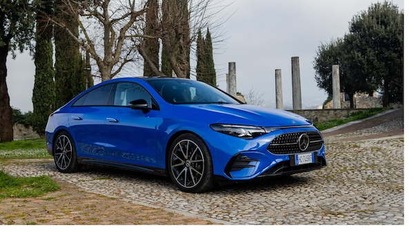 Mercedes CLA Hybrid: l'equilibrio perfetto tra lusso, comfort e tecnologia