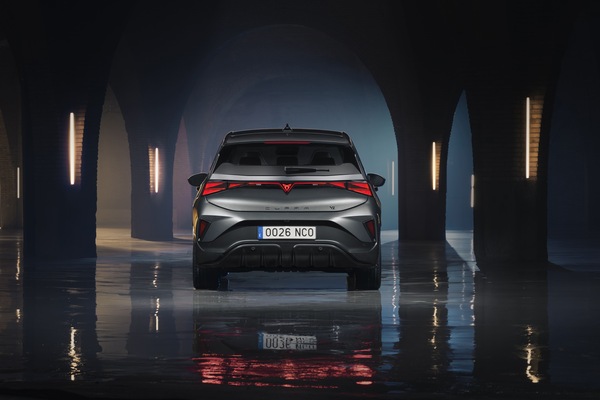 Nuova Cupra Born: la sportiva elettrica si evolve