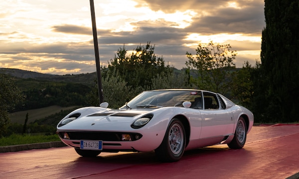 Lamborghini Miura compie 60 anni: un'icona di innovazione, design e potenza
