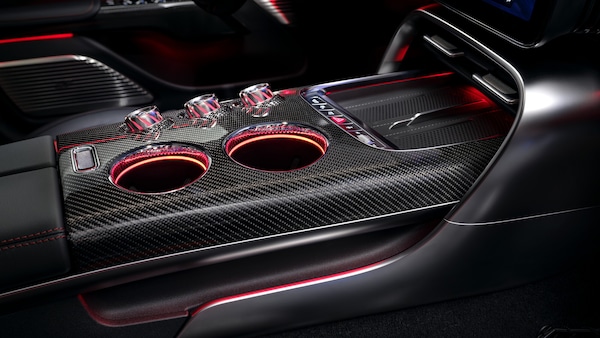 Mercedes-AMG GT 4 porte, gli interni