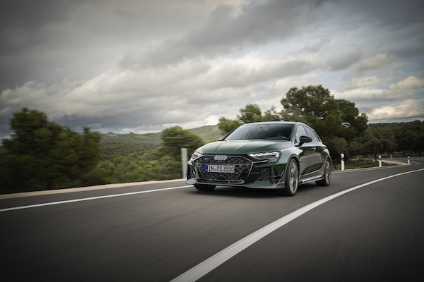 L’Audi RS 3 festeggia i 50 anni del 5 cilindri con una serie speciale