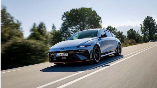 Hyundai Ioniq 6 N: potenza elettrica, piacere di guida reale