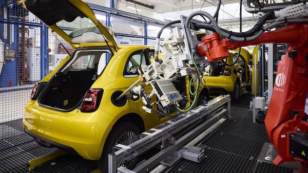 Stellantis, gli impianti produttivi sottoutilizzati pesano sui conti