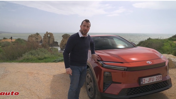 Toyota C-HR+: elettrica, spaziosa e sportiva