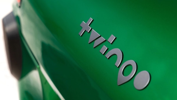 Twingo E-Tech Electric, l'auto perfetta per la città