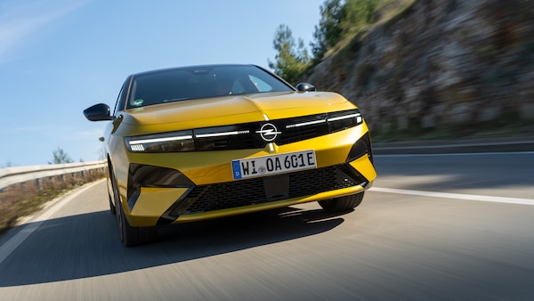 Nuova Opel Astra, la tedesca si aggiorna