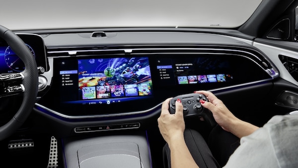 Giochi in auto, da BMW a Tesla: gli infotainment con l'offerta migliore