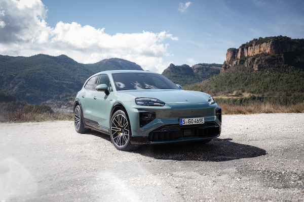 Porsche Cayenne Electric: prestazioni estreme e tecnologia avanzata